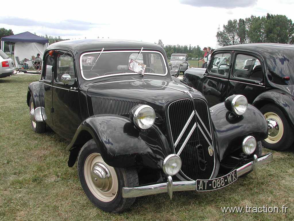 2014_Madine (102).JPG - 29ème Retro Meus'Auto au Lac de Madine, Citroen Traction 11B